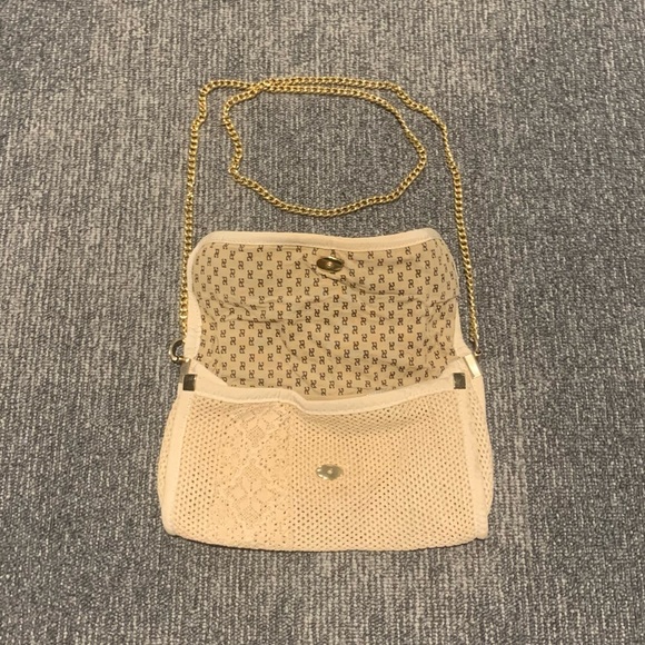 PG Crochet Women’s Cream Coloured Purse - Made in Italy (EUC) - Picture 11 of 11